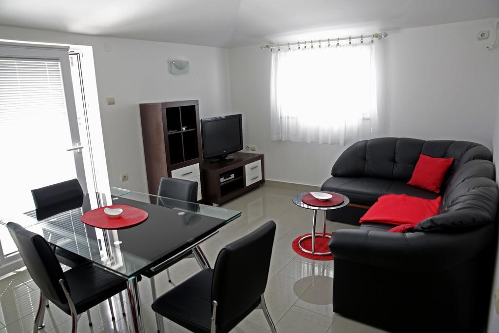 Apartments Resman Vodice Pokoj fotografie