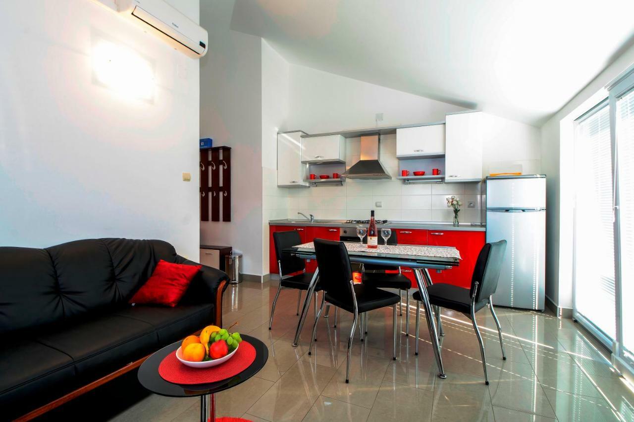 Apartments Resman Vodice Pokoj fotografie